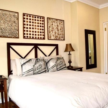 Upper Room Guesthouse 커크우드 외부 사진